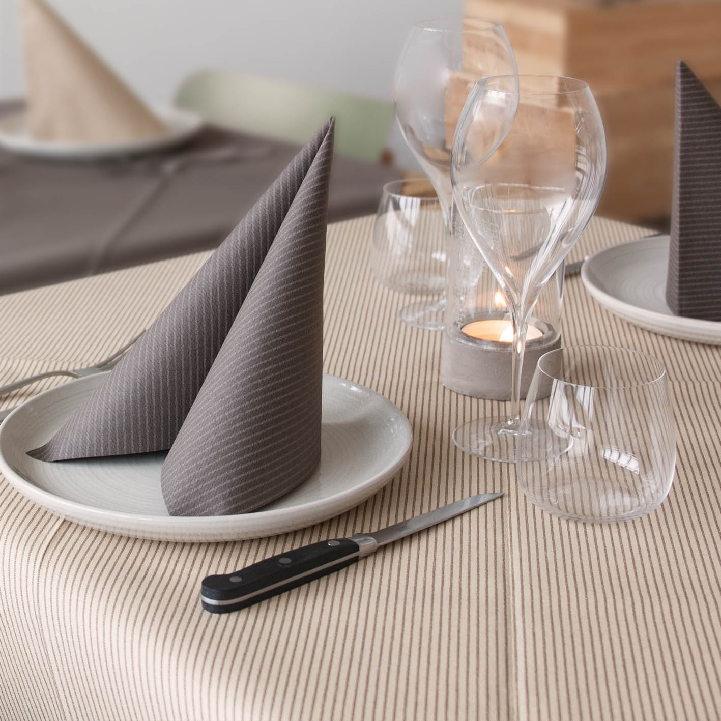 Plus gess natural in airlaid tovagliato monouso