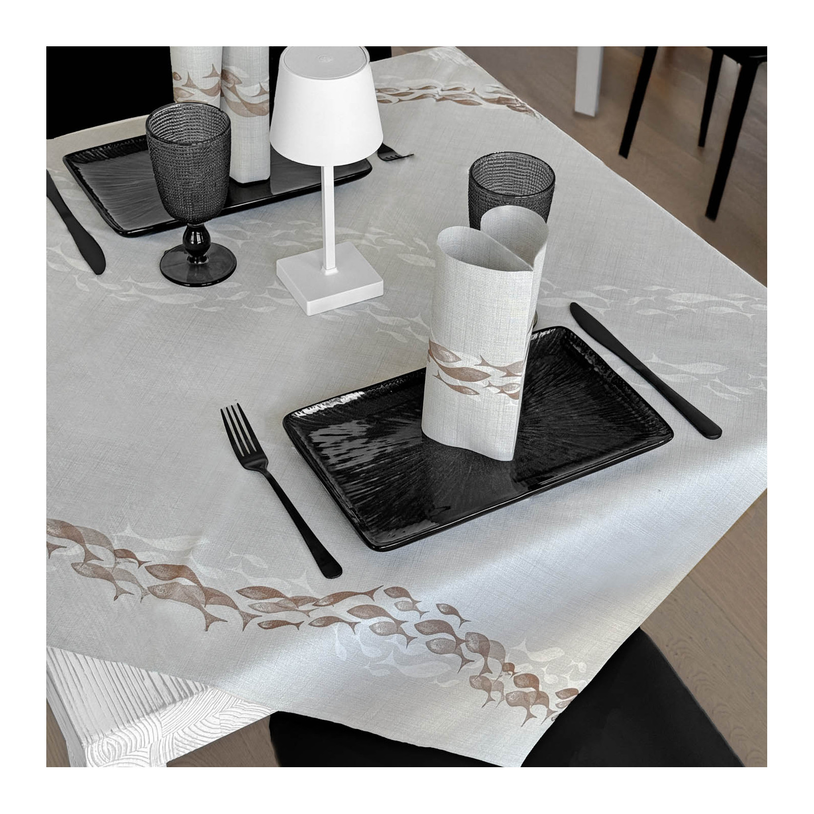 Tovaglia airlaid 120x120 Maree Moka-ctatrade